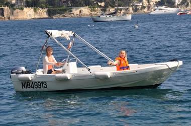 Bateau sans permis à louer à Marseille